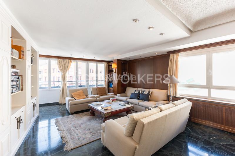 Foto 5b0bfc83-9223-44b4-bc1e-f811d233967a. Apartamento exclusivo apartamento en plaza los pinazo en Valencia