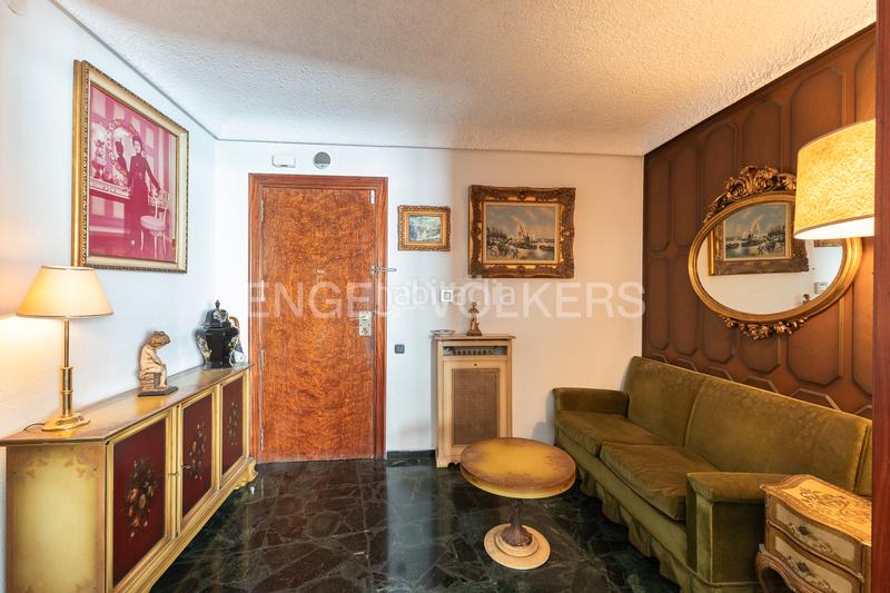 Foto a3ce0681-72cb-4307-a6ce-0554665af9b4. Apartamento exclusivo apartamento en plaza los pinazo en Valencia