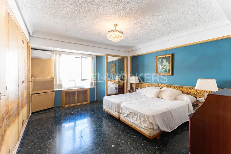 Foto e9948f2a-415a-4321-b7ed-db7ddea53199. Apartamento exclusivo apartamento en plaza los pinazo en Valencia