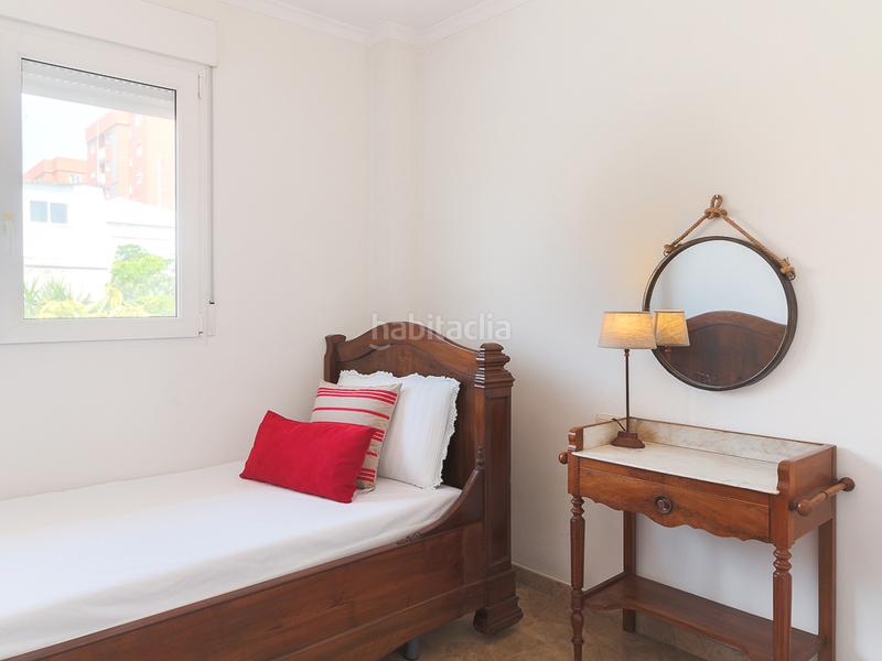 Foto ae5a0d83-77fa-4f26-bfa0-b13674b1c1b4. Lloguer casa amb calefacció aparcament a Malva Rosa Valencia