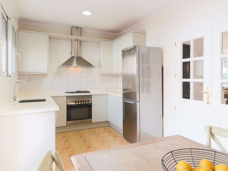 Foto c5f3f2e1-b8f7-4379-b3b6-7d5c5c1f64a5. Lloguer casa amb calefacció aparcament a Malva Rosa Valencia