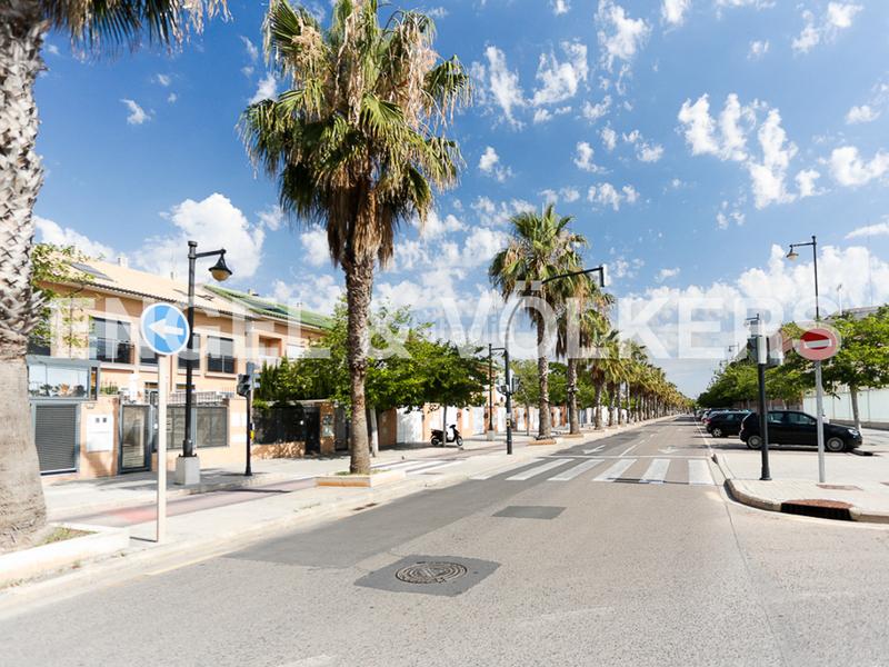 Foto 136b8b27-0894-48ca-9052-530eda42b4d2. Location maison avec chauffage parking dans Malva Rosa Valencia