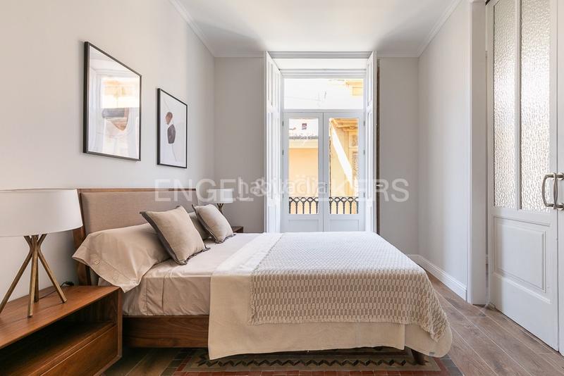 Foto 92c5997f-747b-4d2d-8697-6a27750b856a. Apartament amb calefacció a El Mercat Valencia