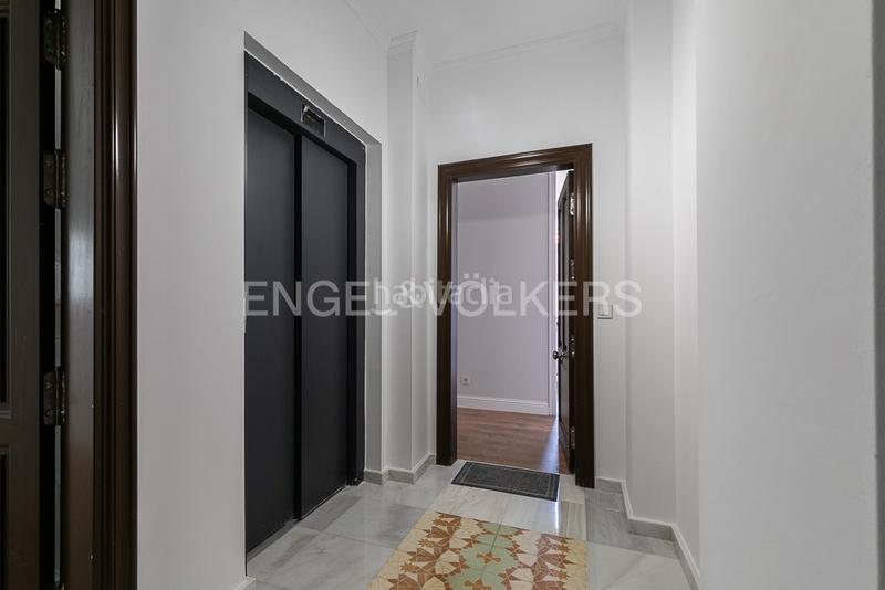Foto 981b125d-1183-4f08-9597-b3050562ab66. Apartament amb calefacció a El Mercat Valencia