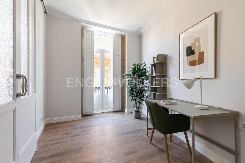 Foto bbe0c500-c963-4533-b9d7-294a9a7d183f. Apartament amb calefacció a El Mercat Valencia