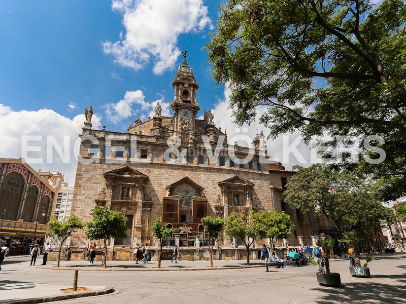 Foto dd475455-db53-42be-9785-ffc9332e7a1c. Apartament amb calefacció a El Mercat Valencia