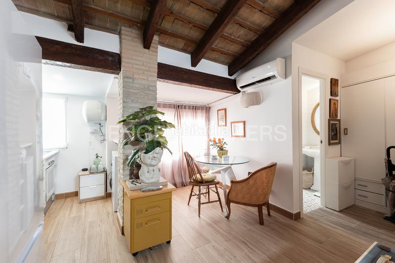 Foto 25e68413-a201-445c-bcf2-231eeda1520b. Alquiler apartamento acogedor piso en La Petxina para corta estancia en Valencia