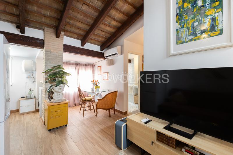 Foto 0bbbd82d-97a6-4519-8fc2-fd43962fd2c5. Rent apartment with heating in La Petxina Valencia