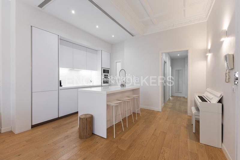 Foto 90f52d39-8c12-495f-87a4-7e6aeee29078. Appartement avec chauffage dans Gran Via Valencia