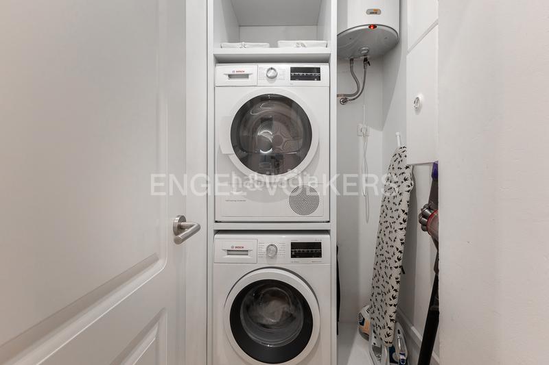 Foto ad1d1a71-b4c8-4d69-9f79-6af29f090df0. Appartement avec chauffage dans Gran Via Valencia