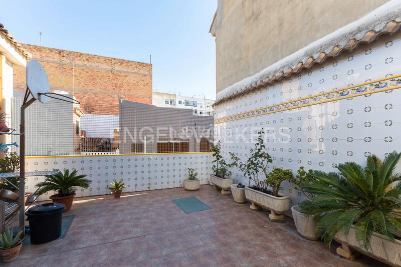 Foto 3a0a8aa2-16ad-4909-bfe8-8210fb8fc065. Casa  independiente con posibilidad de segregación en Paterna