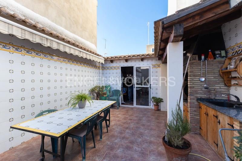 Foto 6949835e-6913-4878-acdd-a8807d98eb78. Casa  independiente con posibilidad de segregación en Paterna