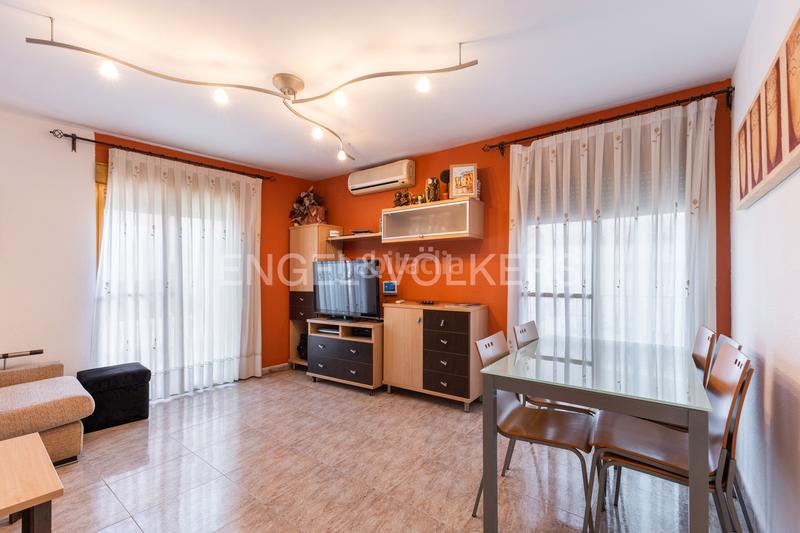 Foto 76e9c7dd-52f4-43c0-8610-317963318c7f. Casa  independiente con posibilidad de segregación en Paterna