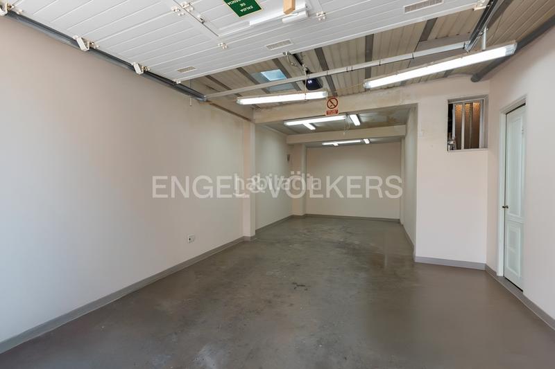 Foto b93ccc43-5dca-47df-ae68-36290fd9cce7. Casa  independiente con posibilidad de segregación en Paterna