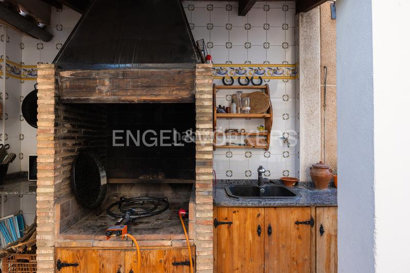 Foto e8a651b8-c774-4f17-ad0c-093b42c05907. Casa  independiente con posibilidad de segregación en Paterna