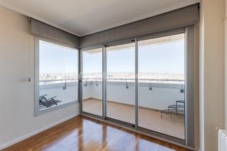 Lloguer Apartament  Avinguda de frança. Estupendo piso de tres habitaciones sobre los jardines del turia