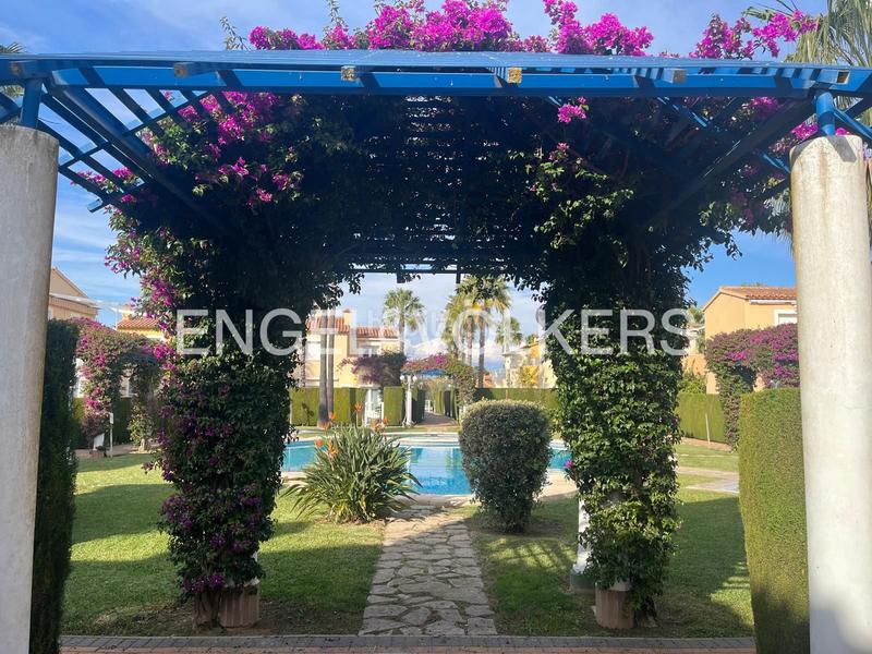 Foto eccc284a-7f45-4912-8a95-3fdddfd6be7f. Affitto casa a schiera con riscaldamento piscina in Oliva