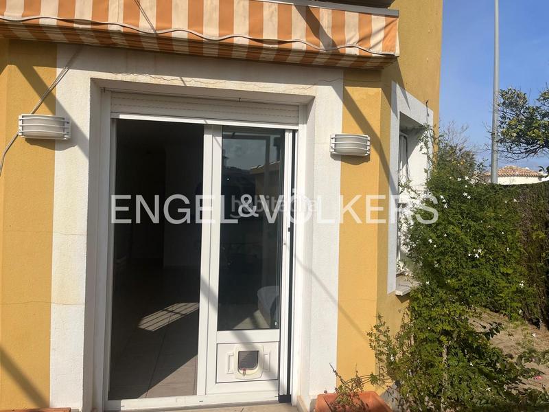 Foto f8bb64c0-10c0-4470-be4e-d0b2f4c8ef68. Affitto casa a schiera con riscaldamento piscina in Oliva