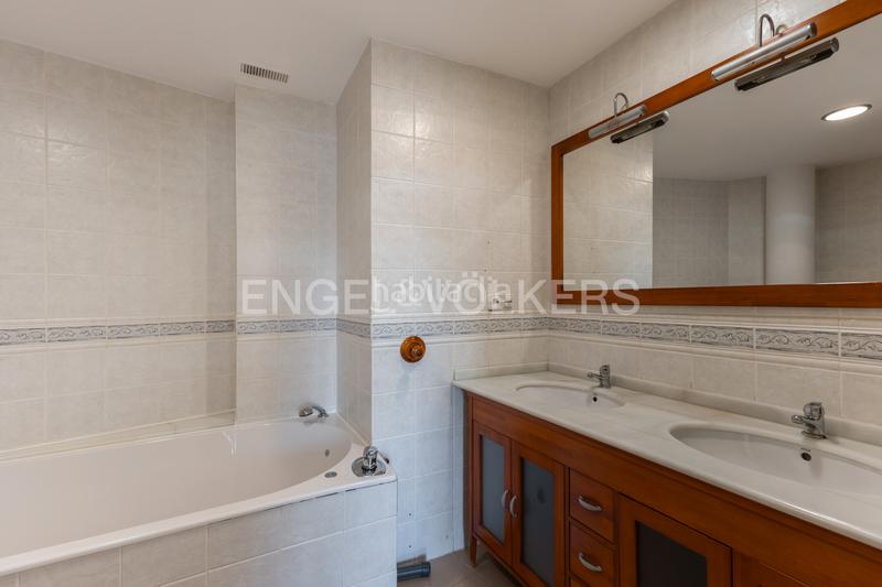 Foto 87db816b-eaad-4a28-88f3-0166b225d680. Location appartement avec chauffage dans Pueblo Eliana (l´)