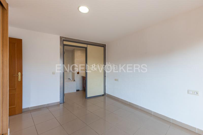 Foto d5f66e9f-35a1-4a93-b028-fc5c1313d88a. Location appartement avec chauffage dans Pueblo Eliana (l´)