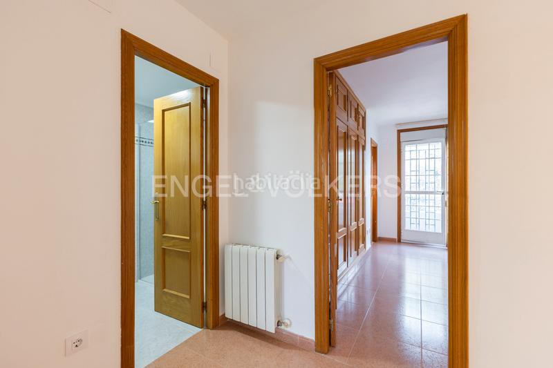 Foto 529a6d06-ad66-4b6f-9192-5e8e72d44173. Lloguer casa amb calefacció aparcament piscina a Torrent