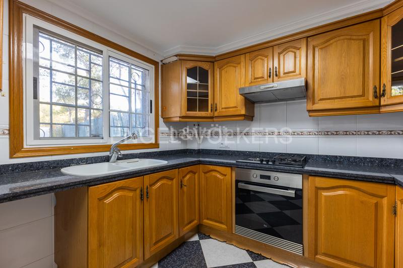 Foto 5196264c-eece-4c01-ba2a-94aedbd2da23. Miete haus mit heizung parking pool in El Vedat - Santa Apolonia Torrent