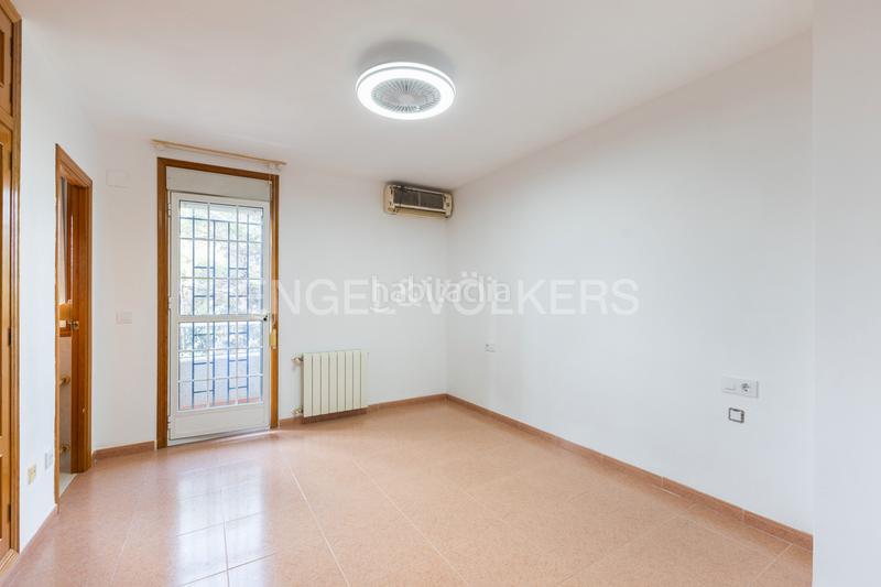 Foto 216eca66-431d-45e5-80b2-4d6a45be817b. Rent house with heating parking pool in El Vedat - Santa Apolonia Torrent