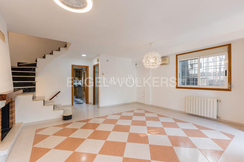 Foto c26287c3-58a9-41c5-bbe3-69270fddcd46. Rent house with heating parking pool in El Vedat - Santa Apolonia Torrent