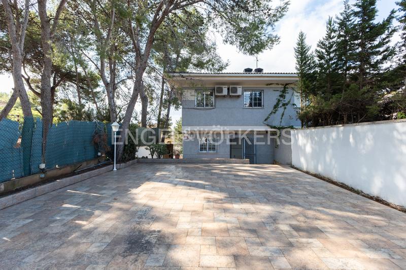 Foto f529045c-743e-4b29-b73a-908f272a4b17. Rent house with heating parking pool in El Vedat - Santa Apolonia Torrent