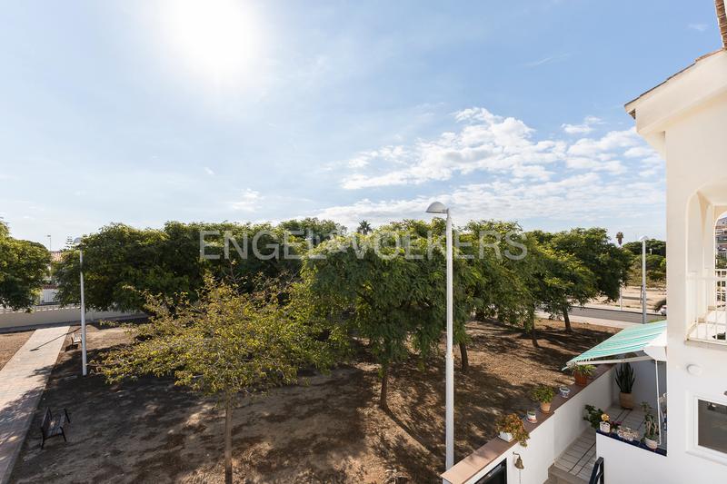 Foto 2413fcb8-771b-4db0-be35-ebe2fd49edb3. Apartment with heating parking in Corinto-Almardà Sagunt