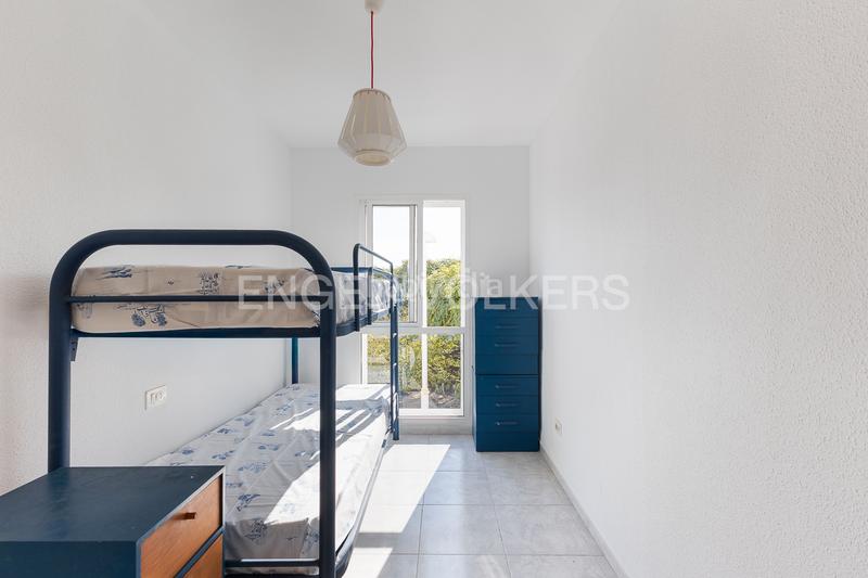 Foto 3977c37e-6aca-4554-ac8f-24efdffc24ee. Apartment with heating parking in Corinto-Almardà Sagunt