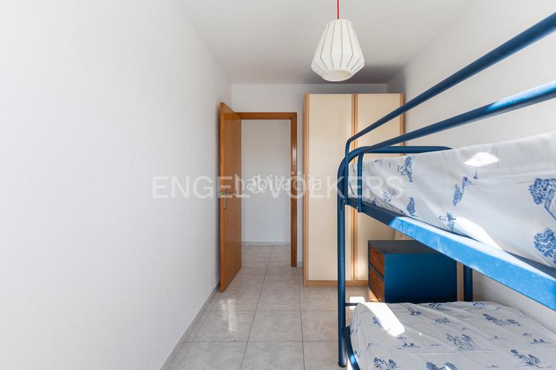 Foto d601f654-daca-4ecf-a51b-b1cb53d444f7. Apartment with heating parking in Corinto-Almardà Sagunt