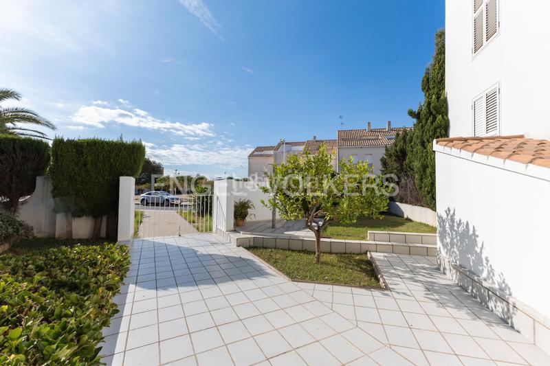 Foto dc8da1cf-caf9-4b6a-980d-7a384079853d. Apartment with heating parking in Corinto-Almardà Sagunt
