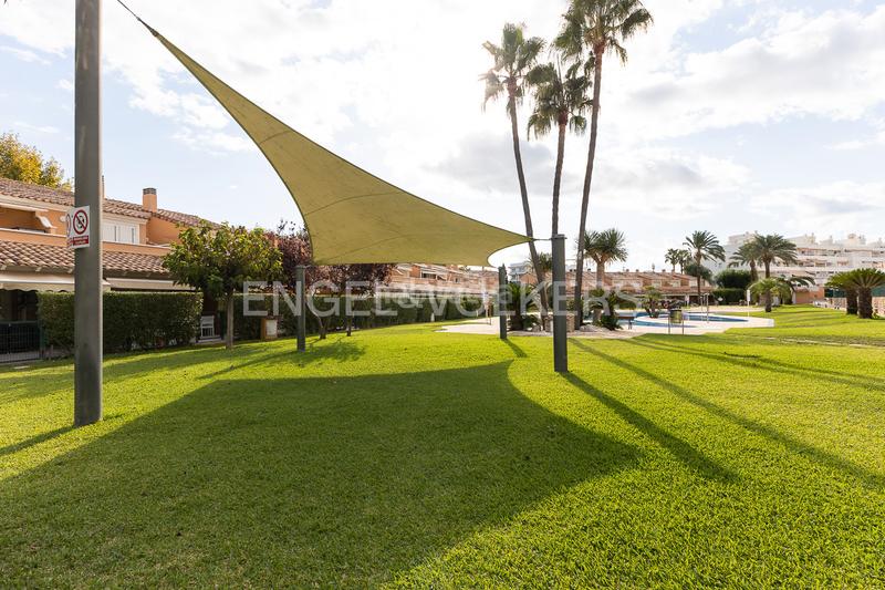 Foto 0c0dc903-470d-49c0-a793-cc987e08ad00. Maison avec chauffage piscine dans Montañar-El Arenal Xàbia