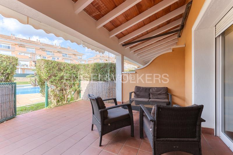 Foto 3fc945a3-59d2-458a-846d-88d217bb443e. Maison avec chauffage piscine dans Montañar-El Arenal Xàbia