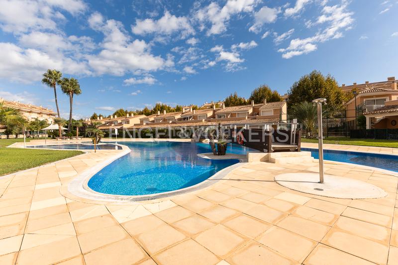 Foto f1680c51-d4d9-4bd8-893b-f638eb31c534. Maison avec chauffage piscine dans Montañar-El Arenal Xàbia
