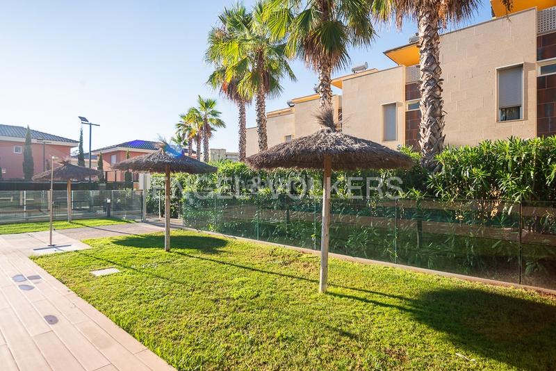 Foto a12d0b0e-f080-43d9-b796-b658d987c26e. Casa con riscaldamento parcheggio piscina in El Balcó-Jaume I Oropesa del Mar