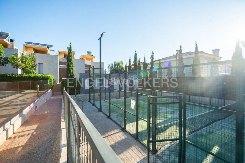 Foto bc33ea49-7106-41ee-b7de-48c1da2682fd. Casa con riscaldamento parcheggio piscina in El Balcó-Jaume I Oropesa del Mar