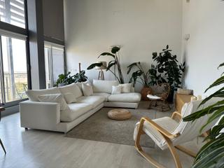 Rent Apartment  Creu roja. Exclusivo ático tipo loft con terraza