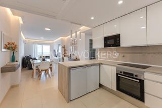 Apartament a Cala Blanca. Apartamento frontal en orpesa con vistas panorámicas al mar y pi