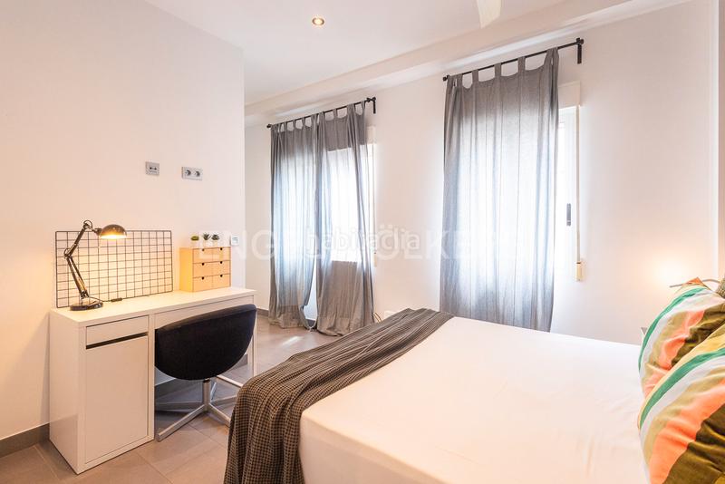 Foto 5cb94928-89a1-4a9d-8e5c-b269ffcd9f9f. Attico con riscaldamento in Arrancapins Valencia