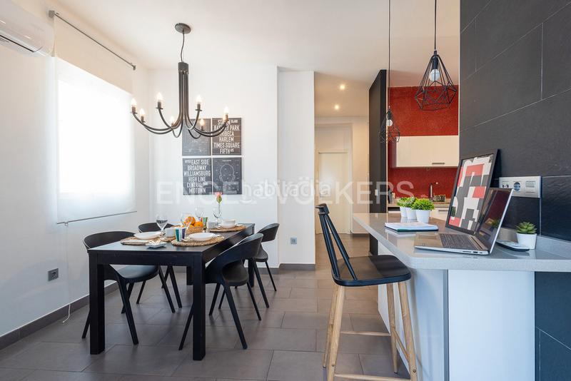 Foto dbead538-86bd-4019-b12c-5f077e367f94. Attico con riscaldamento in Arrancapins Valencia