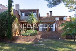 Lloguer Casa  Avenida calandria. Maravillosos adosado con reforma a estrenar en torre en conill