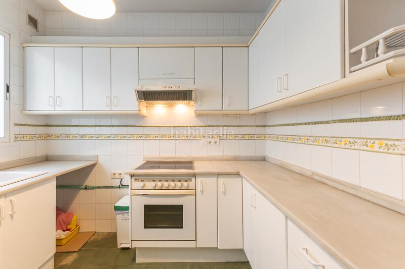 Foto 12d3b281-3200-4540-97b2-6baea49c7fc4. Alquiler apartamento luminoso piso con terraza en Valencia