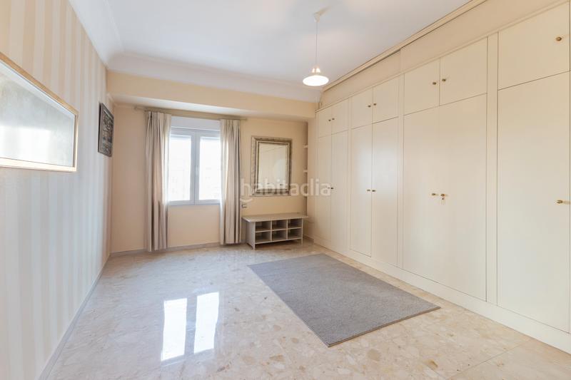 Foto 4411fce4-53e1-4459-b710-331944cbfc7a. Rent apartment with heating in Gran Via Valencia