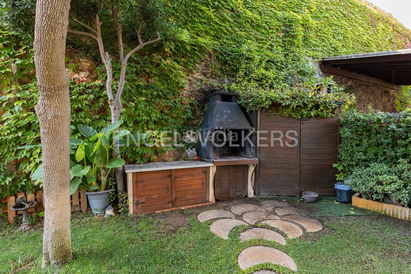 Foto 47d4d78a-da1f-4956-ae89-ffc9e9a85c92. Casa diseño eterno y calidad superior en Sierra Perenchiza-Cumbres de Calicanto-Sto Domingo Chiva