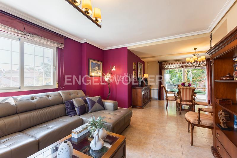 Foto a2430510-f4bf-4cf3-8ce9-112be51830c8. Casa diseño eterno y calidad superior en Sierra Perenchiza-Cumbres de Calicanto-Sto Domingo Chiva