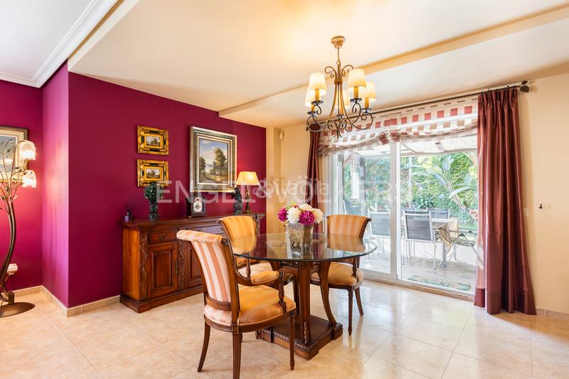 Foto e5105653-364e-4602-a0fa-0ad149912d1a. Casa diseño eterno y calidad superior en Sierra Perenchiza-Cumbres de Calicanto-Sto Domingo Chiva