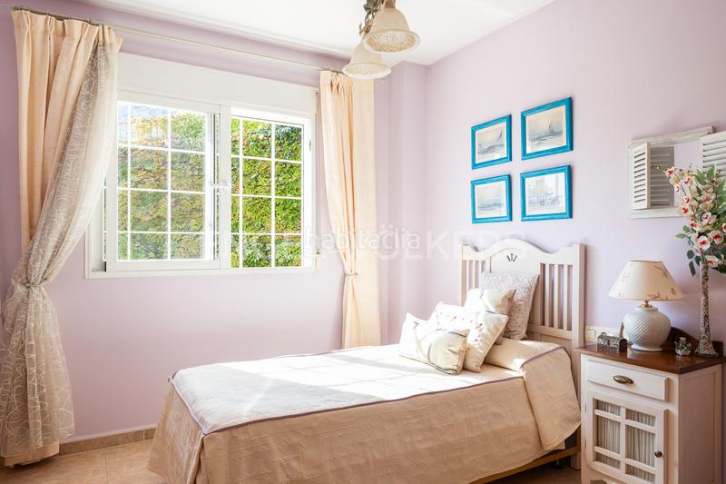 Foto ef691b98-572f-4fd4-85e6-3549a49b8730. Casa diseño eterno y calidad superior en Sierra Perenchiza-Cumbres de Calicanto-Sto Domingo Chiva