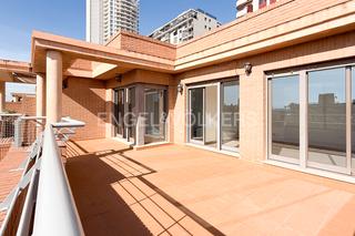 Miete Dachwohnung in Sant Pau. Estupendo atico en esidencial en sant pau